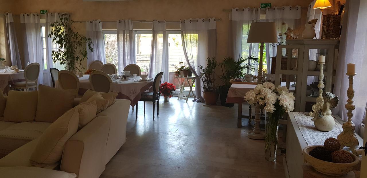 Le Jardin De Saint Jean Bed & Breakfast エクステリア 写真